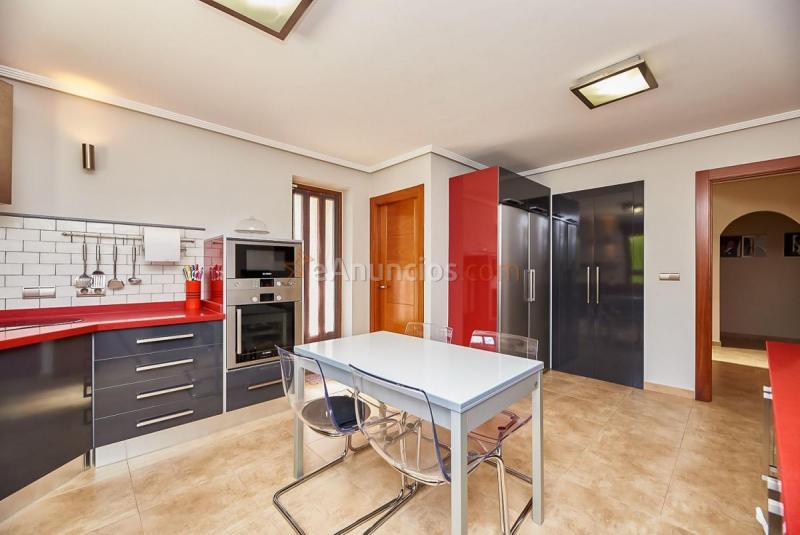 Adosado en venta en  Castilléjar