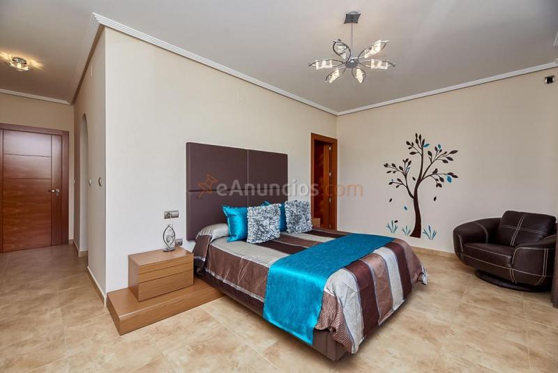 Adosado en venta en  Castilléjar