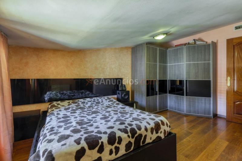 Adosado en venta en  Centre - Casco Antiguo, Sant Boi de Llobregat