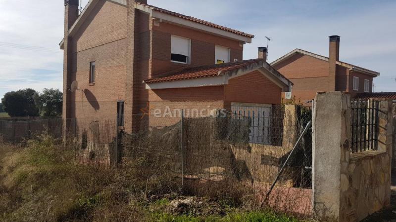 Adosado en venta en  los olmos, Pioz