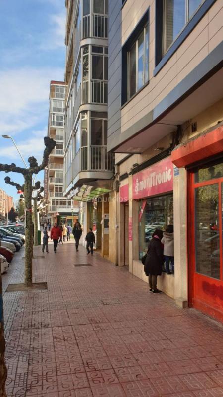 Local Comercial en alquiler en Avenida DE LOS DERECHOS HUMANOS, Capiscol - Gamonal, Burgos