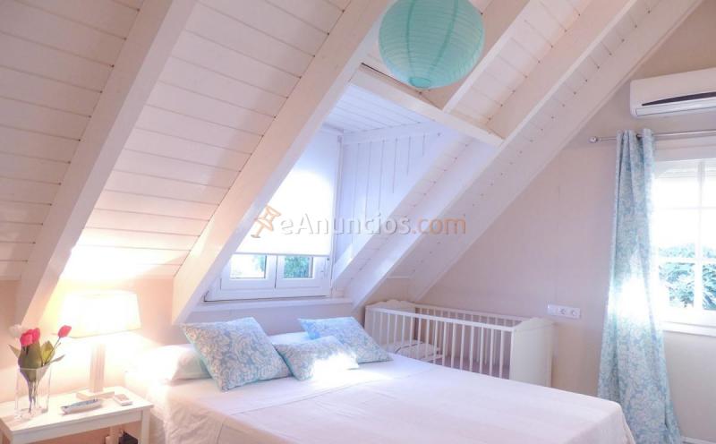 Adosado en venta en Via dels Ametllers, Pallej