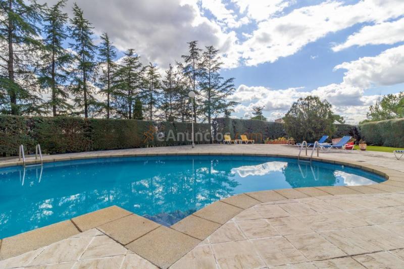 Adosado en venta en Calle Lombardía, Parquelagos - Puente Nuevo, Galapagar