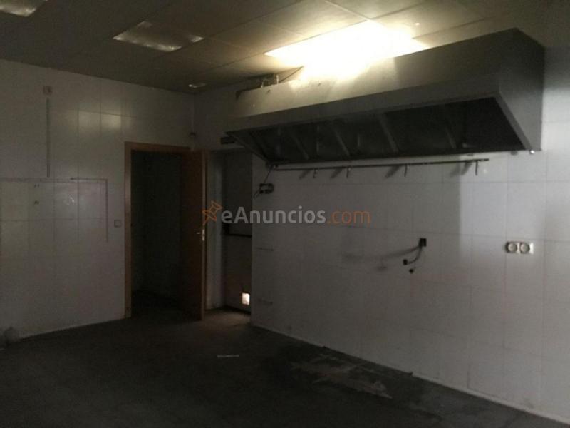 Edificio en venta en Camino Ancho, Daganzo de Arriba