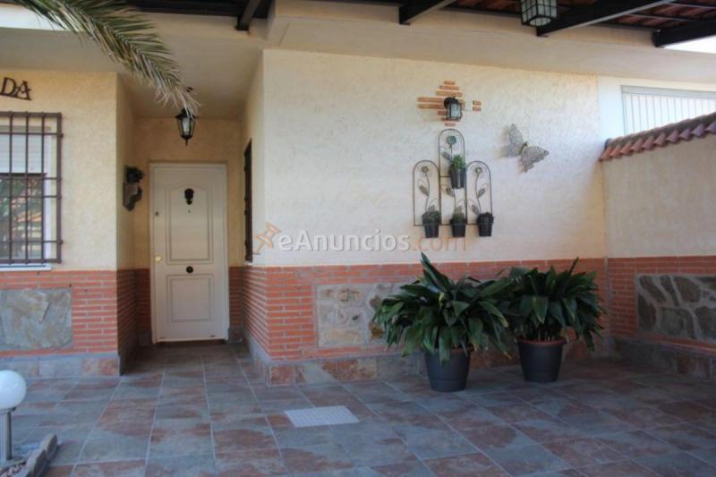 Casa en venta en  Novés