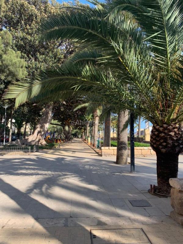 Apartamento en venta en  Parque de Nicolás Salmerón, Almería, Centro, Almería