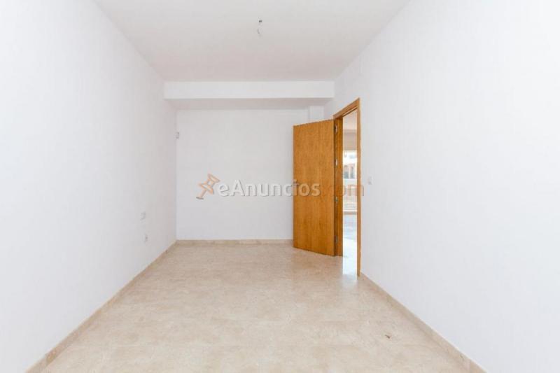 Apartamento en venta en  Julian Besteiro, La Zubia