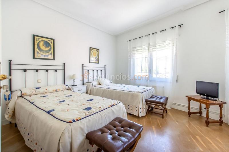 Adosado en venta en  Escalona