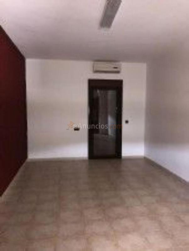 Adosado en venta en  Av. Ocho de Marzo, Humilladero