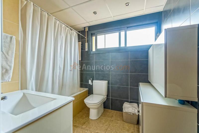 Adosado en venta en  L'Ampolla