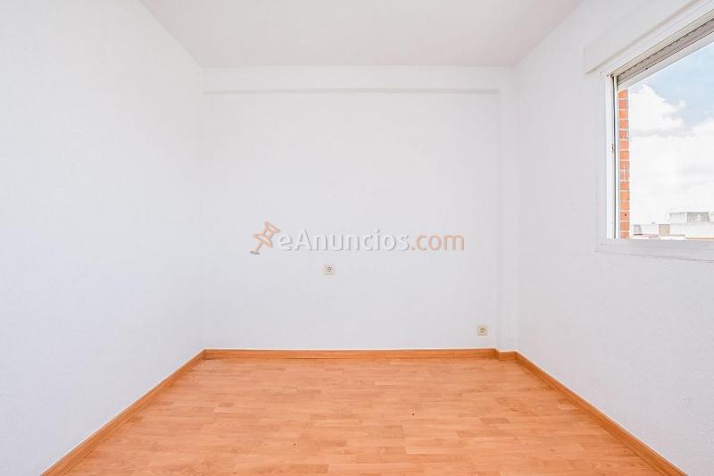 Apartamento en venta en  Polig.Cartuja - Barriada la Paz, Granada