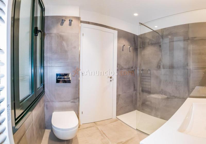 Apartamento en venta en Calle 17 de Agosto, Centro, Gijón