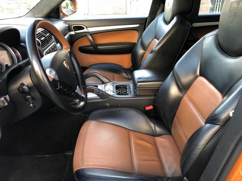 Porsche Cayenne turbo s 