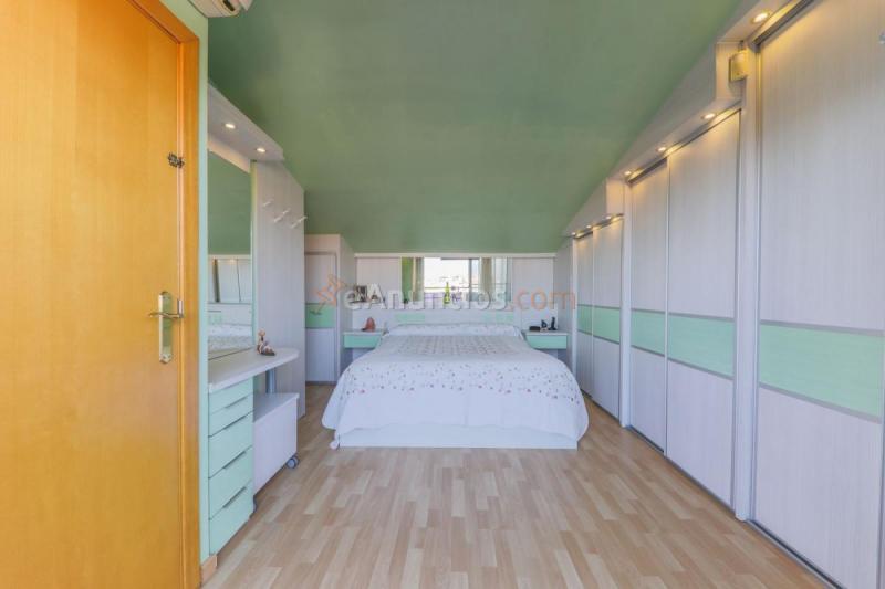 Adosado en venta en  Montigal -Sant Crist, Badalona