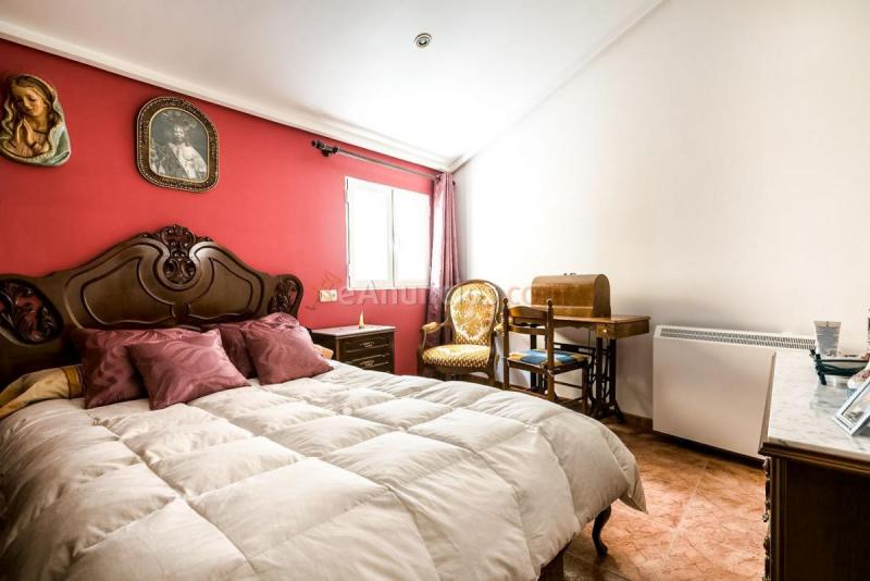 Adosado en venta en  Moratalla