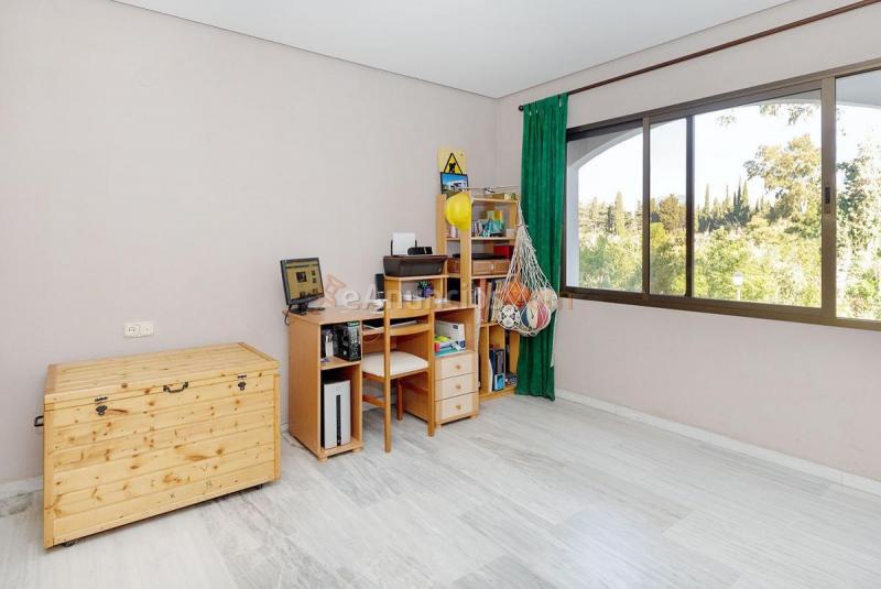 Apartamento en venta en  Elviria-Cabopino, Marbella