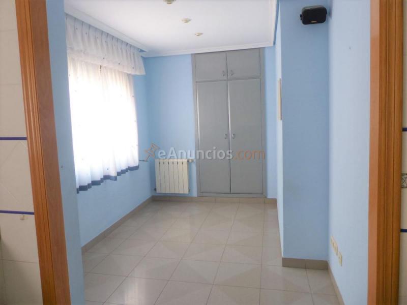 Casa en alquiler en  Núcleo Urbano, La Pobla de Vallbona