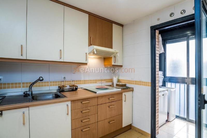 Apartamento en venta en  Zona Estación, Valdemoro