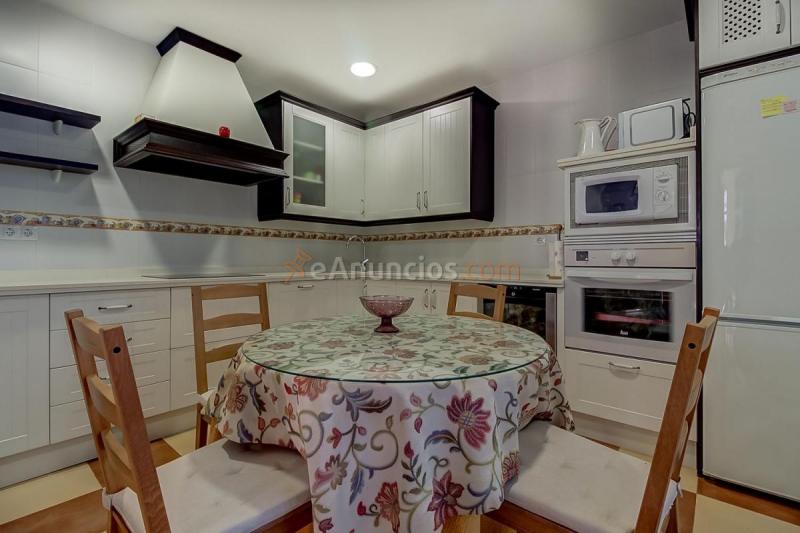 Adosado en venta en  Guadalcazar