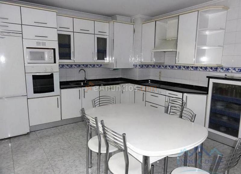 Adosado en venta en  Lapice - Larreaundi - Olaberria - Meaka, Irun