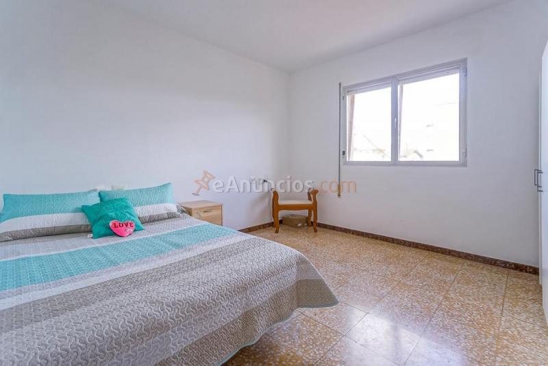 Adosado en venta en  Deltebre