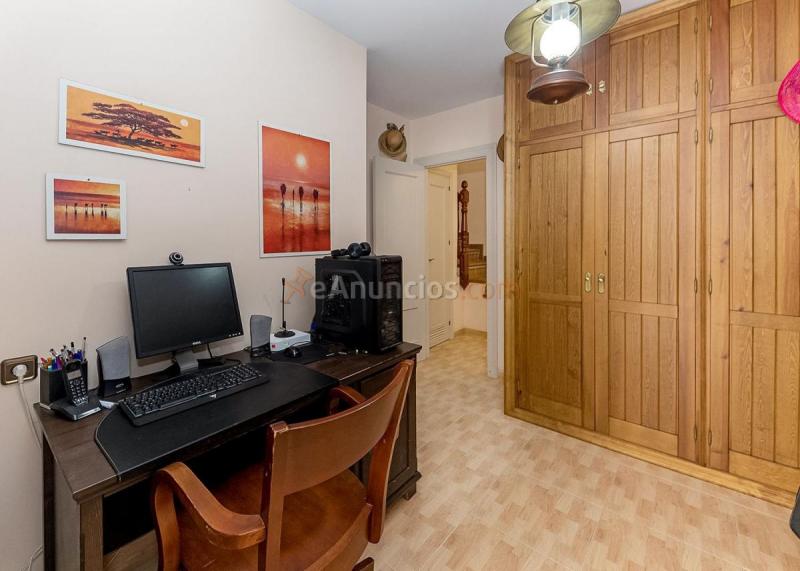 Adosado en venta en  San Pedro-Gabriel Miró-María Guerrero, La Linea de la Concepcion