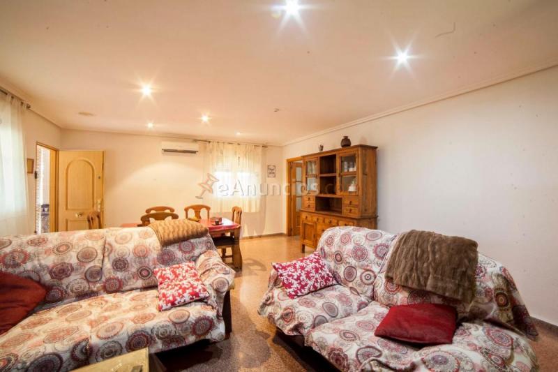 Adosado en venta en  Agost