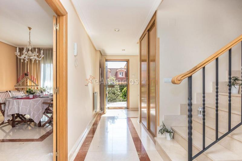 Adosado en venta en  Villaquilambre