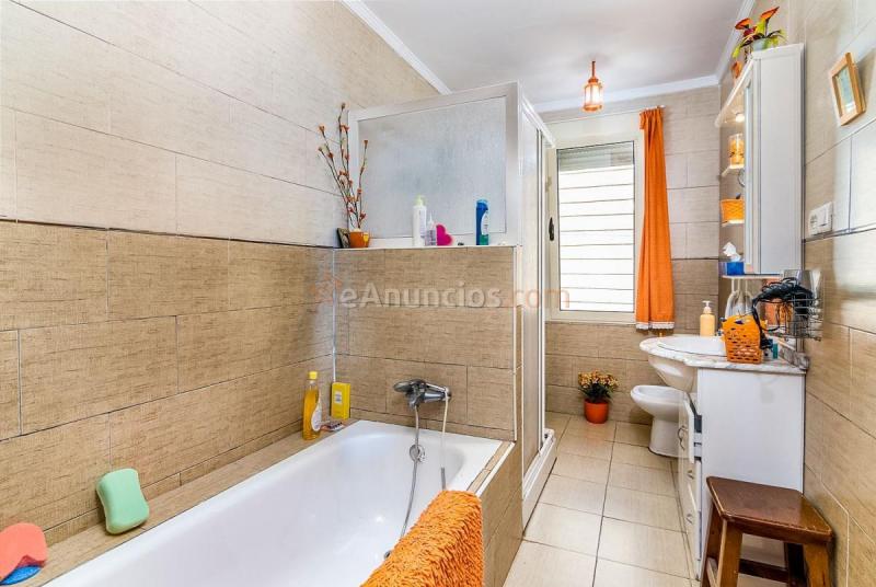 Adosado en venta en  Cotomar - Urbanizaciones, Rincón de la Victoria