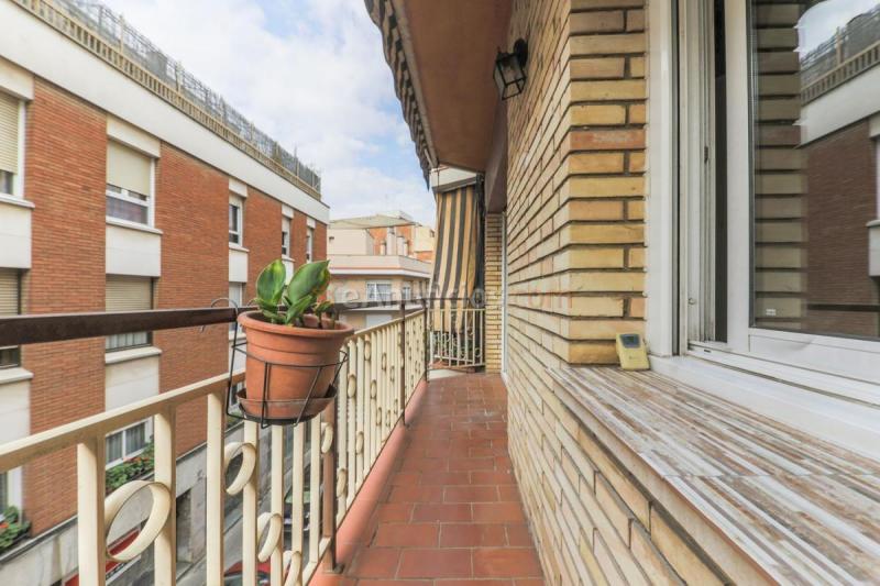 Apartamento en venta en  Nou Barris, Barcelona