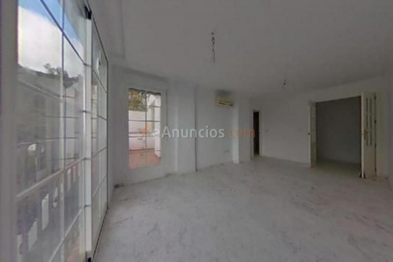 Apartamento en venta en Avenida Marina del Este, La Herradura, Almuñécar