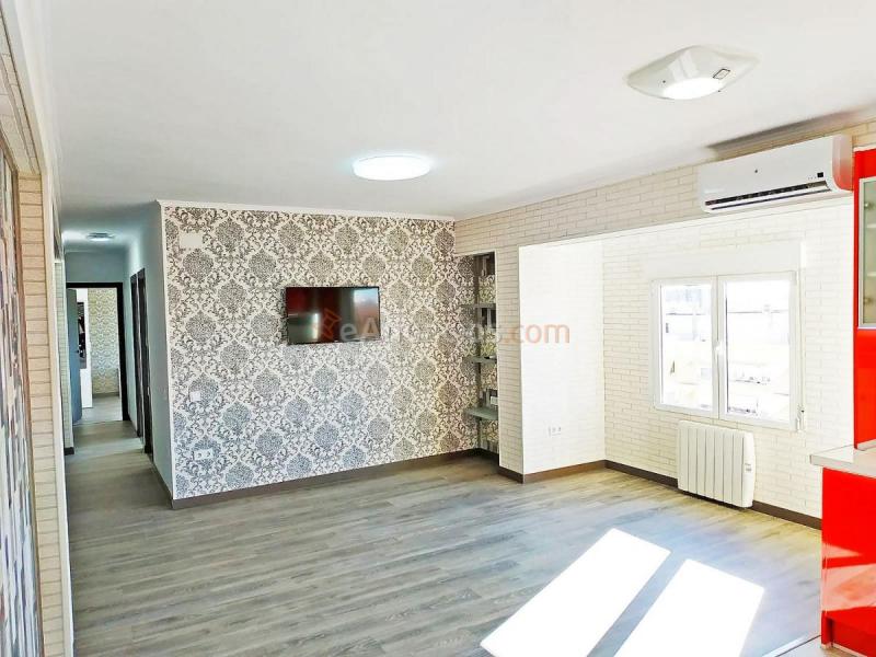 Apartamento en venta en  Quatre Carreres, Valncia