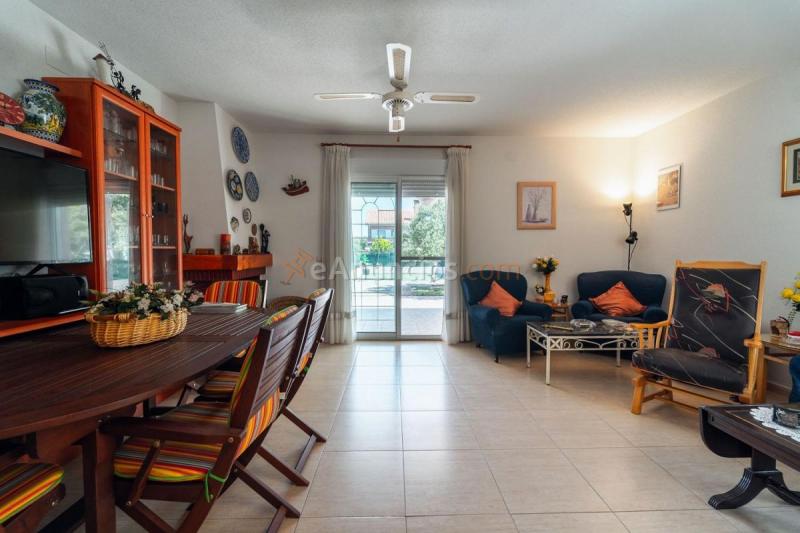 Adosado en venta en  Pioz