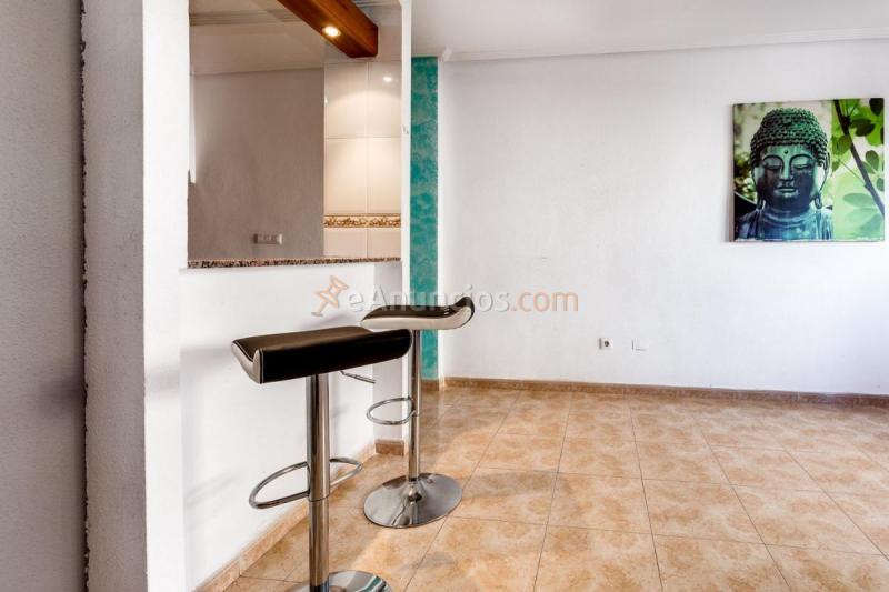 Apartamento en venta en Calle San Policarpo, Torrevieja, Centro, Torrevieja