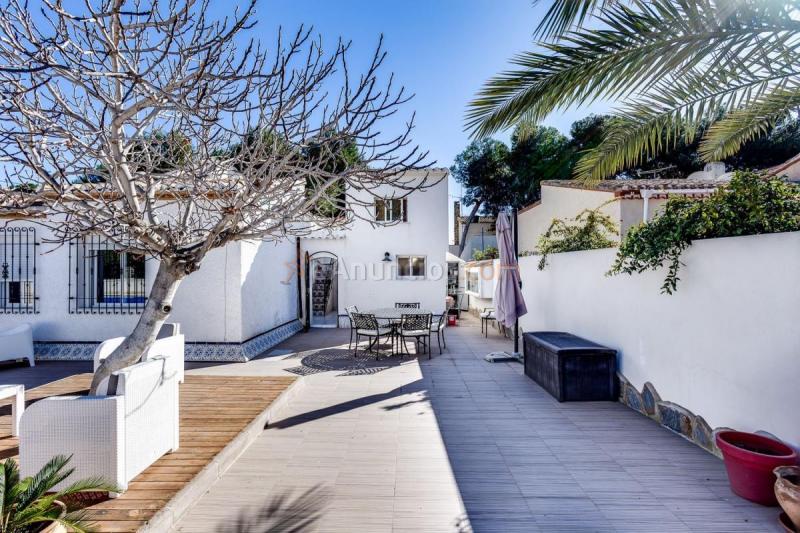 Casa en venta en Calle Carabela, Orihuela Costa, Orihuela