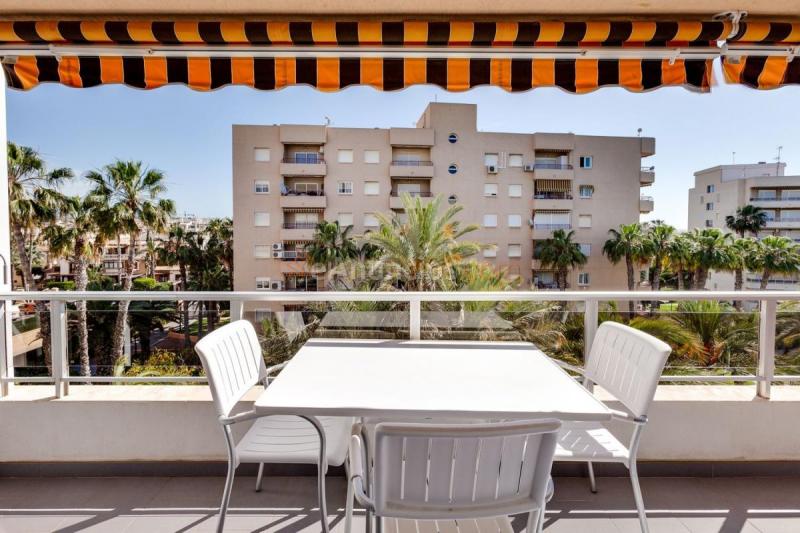 Apartamento en venta en Avenida Doctor Mariano Ruiz Canovas, Playa de los Locos, Torrevieja