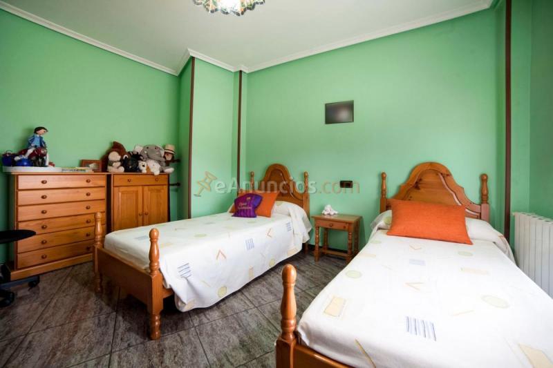 Adosado en venta en  Granja de Rocamora