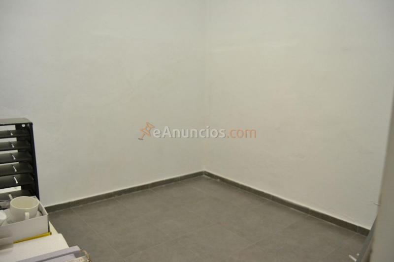 Local Comercial en venta en  Zona Pueblo, L'Eliana