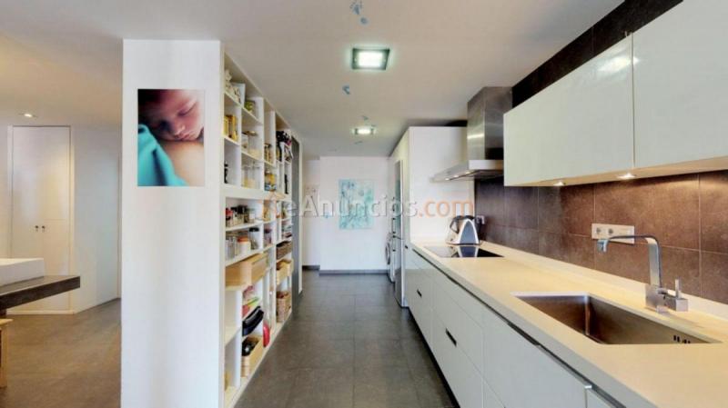 Apartamento en venta en Avenida Marina del Este, La Herradura, Almuñécar