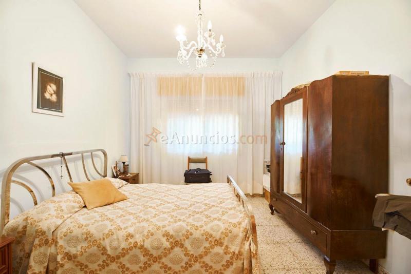 Adosado en venta en  Orgiva