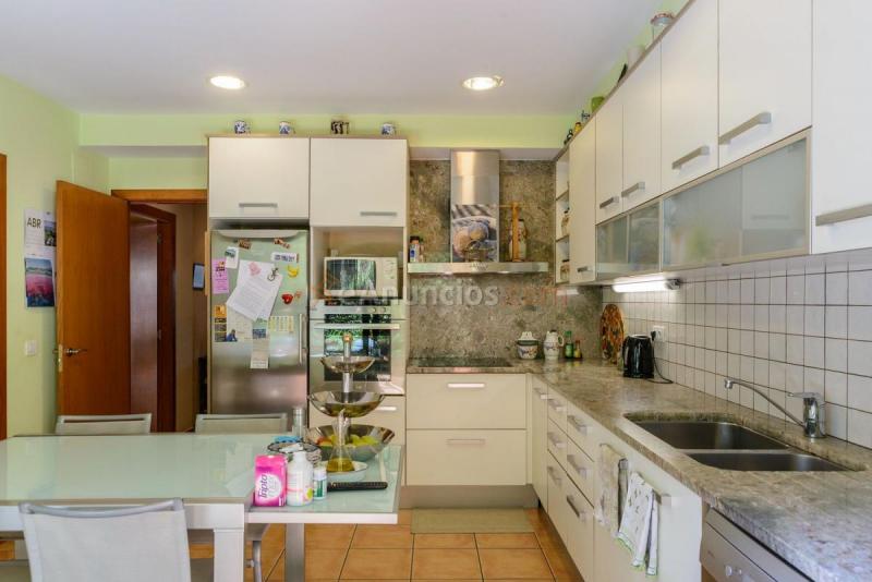 Adosado en venta en  Peralada