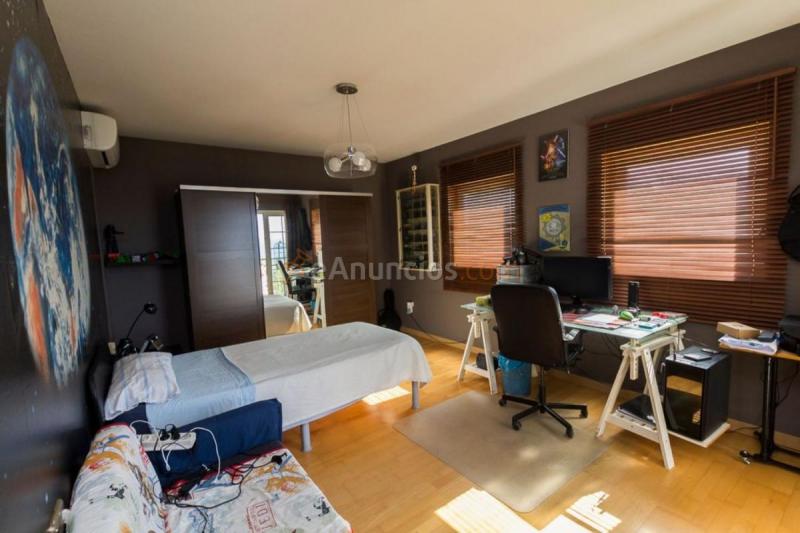 Adosado en venta en  Urbanizaciones, Benalmádena