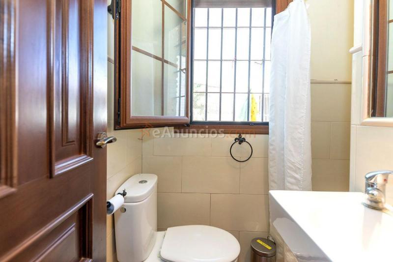 Adosado en venta en  Carmona