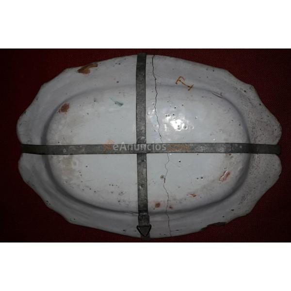 Bandeja de cerámica Francesa, siglo XVIII