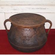 ANTIGUA OLLA DE HIERRO N 8