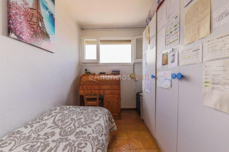 Apartamento en venta en  Nou Barris, Barcelona