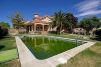 Adosado en venta en  Santa Olalla