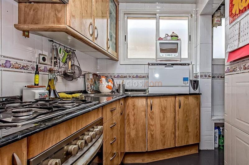 Apartamento en venta en  Nou Barris, Barcelona