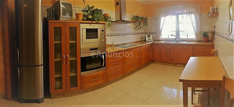 Casa en venta en  POETISA AGUSTINA ROMERO, Tamaraceite - San Lorenzo, Las Palmas de Gran Canaria