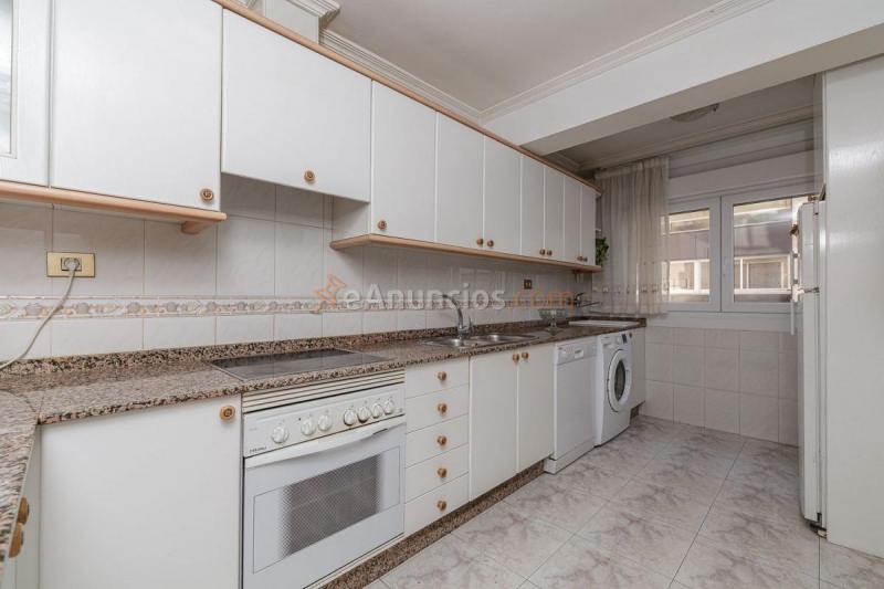 Apartamento en venta en  Centro urbano, Vigo